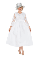 Giovanna <br> (2026) <br> GVD1693 <br> <br> White <br> 8 10 12 14 16 18 <br> 16w 18w 20w 22w 24w 26w 28w<br><br>Graceful White Lace Sleeve Tea-Length Occasion Dress