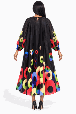 Giovanna <br> (2026) <br> GVDP2466 <br> <br> Black-Multi <br> S/M L/XL 1X/2X<br><br>Abstract Circle Print Pleated Chiffon Midi Dress
