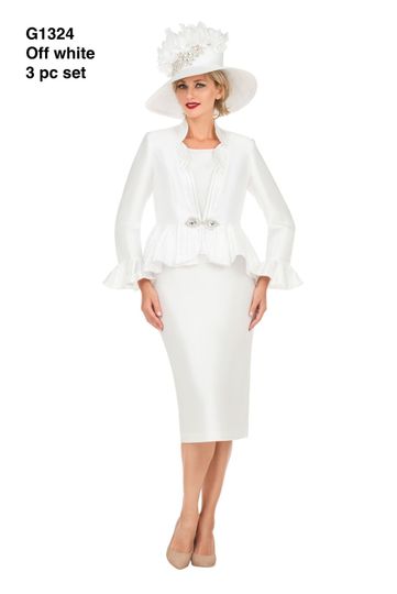 Giovanna <br> (2026) <br> GVG1324 <br> <br> Off-White <br> 8 10 12 14 16 18 <br> 16w 18w 20w 22w 24w 26w <br><br>Silky 3pc Peplum Skirt Suit w/Scalloped Trim