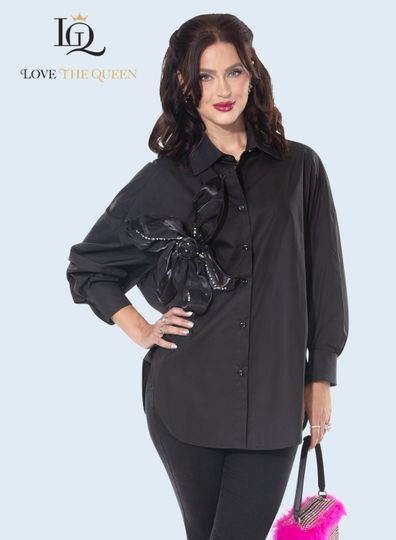Love The Queen <br> (Fall/Holiday 2025) <br> LTQ17629 <br> <br> BLACK <br>S/M  L/XL  1X/2X<BR><BR>Tunic