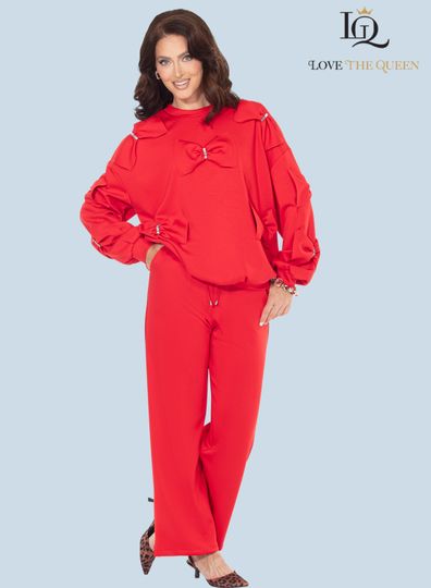 Love The Queen <br> (Fall/Holiday 2025) <br> LTQ17639 <br> <br> RED <br> S M L XL 1X 2X<BR><BR>2pc. Top & Pant Set