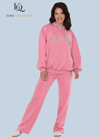 Love The Queen <br> (Fall/Holiday 2025) <br> LTQ17640 <br> <br> PRETTY PINK <br> S M L XL 1X 2X<BR><BR>2pc. Top & Pant Set
