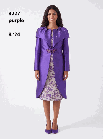 Lusso <br> (Fall/Winter 2026) <br> LU9227 <br><br>Purple <br> 8 10 12 14 16 18 20 22 24<br><br>Brocade dress w/solid duster & capelet collar w/rhinestones