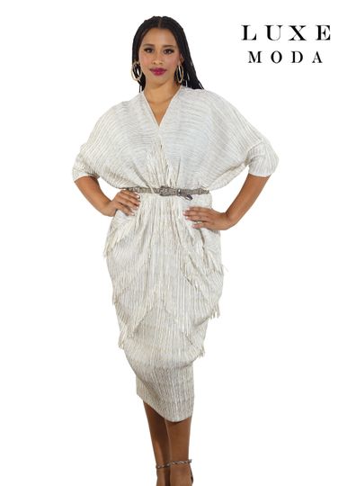 Luxe Moda <br> (Fall/Holiday 2025) <br> LM-463 <br> <br> Off-White <br> S/M  L/XL  1X/2X<br> <br> Dress