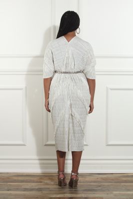 Luxe Moda <br> (Fall/Holiday 2025) <br> LM-463 <br> <br> Off-White <br> S/M  L/XL  1X/2X<br> <br> Dress