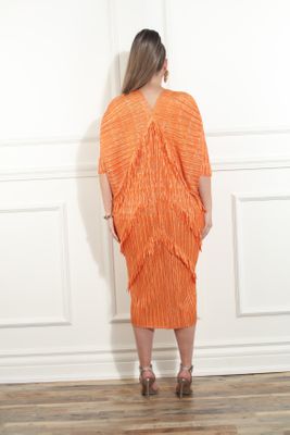 Luxe Moda <br> (Fall/Holiday 2025) <br> LM-463 <br> <br> Orange <br> S/M  L/XL  1X/2X<br> <br> Dress