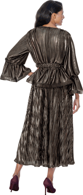 Stellar Looks <br> (Fall 2026) <br> SL601112 <br> <br> Copper <br> 8 10 12 14 16 18 20 22 24<br><br>Pleated Metallic <br> 2 Piece Skirt Suit
