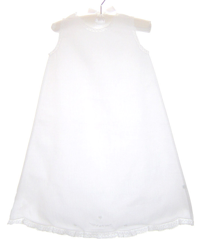 Feltman Brothers christening gown,Feltman christening gowns,Feltman Brother,Feltman,christening