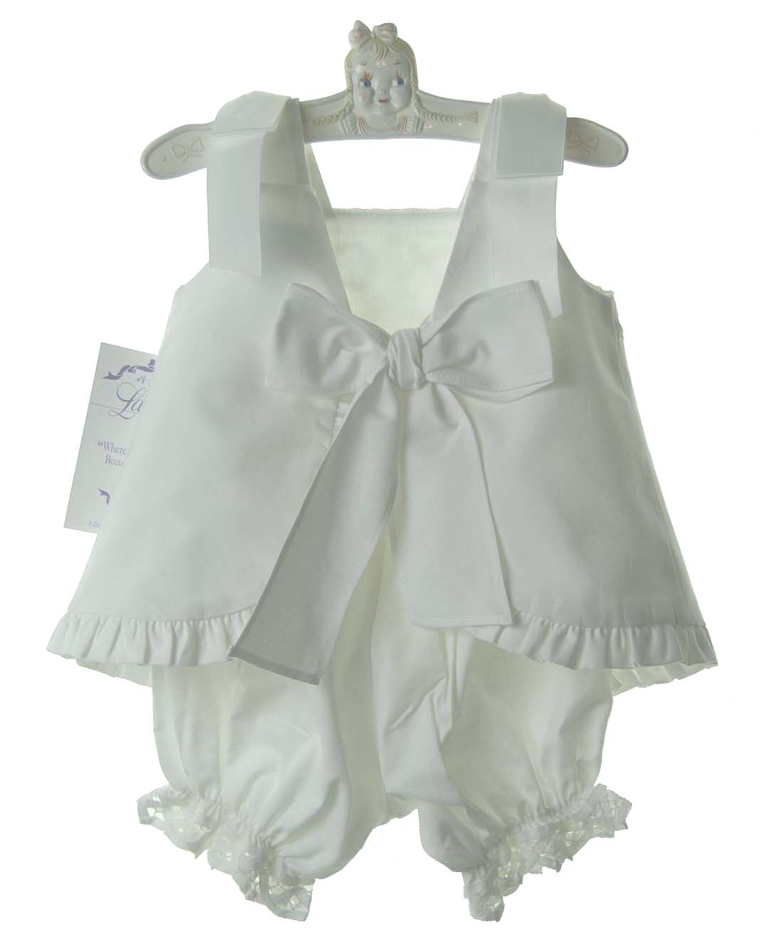 Lavender Blue,Lavender Blue linen pantaloon set,portrait outfit,beach