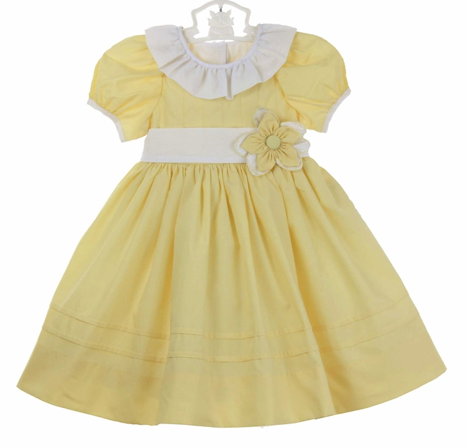 NEW Le' Za Me Yellow Dress with White Ruffled Collar and Flower Accent NEW Le' Za Me Yellow Dress with White Ruffled Collar and Flower Accent