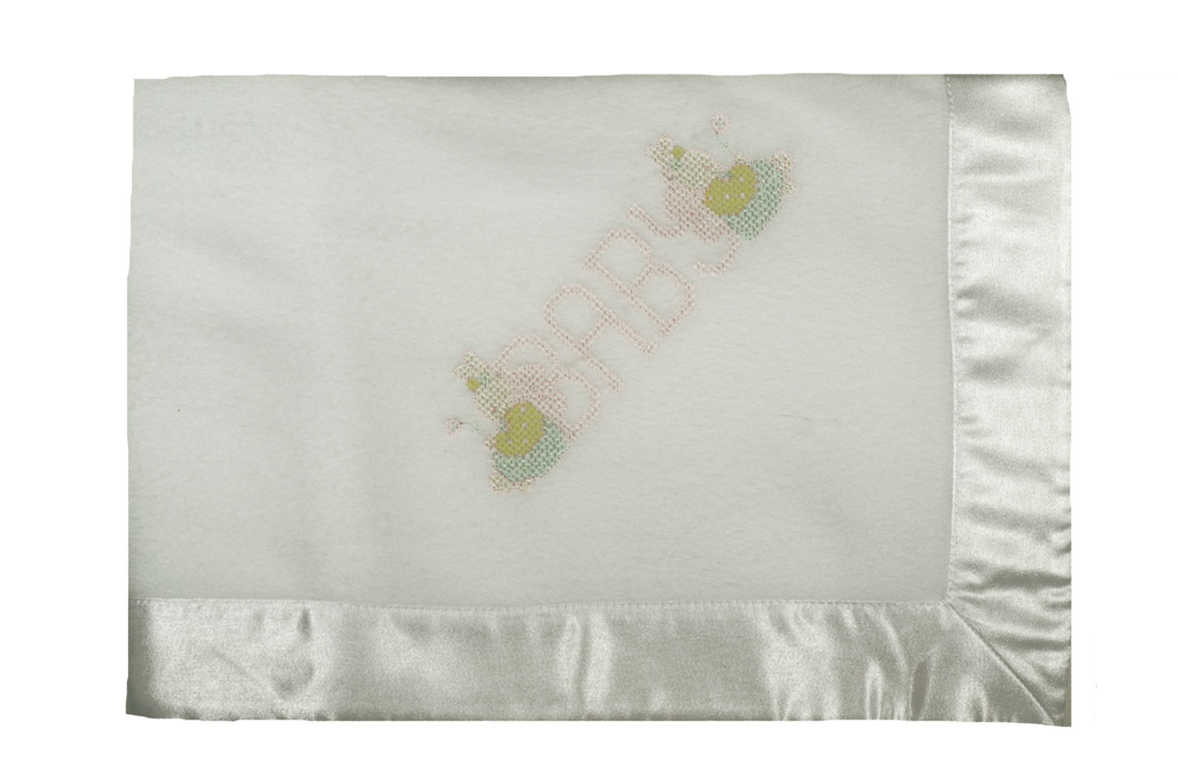 Will'Beth white fleece blanket with Baby embroidery,white fleece