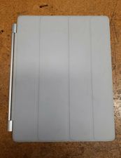 Apple MD305LL/A Case