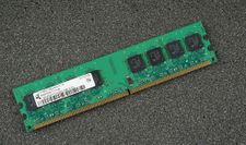 Infineon HYS64T128020HU-3-7-B Memory