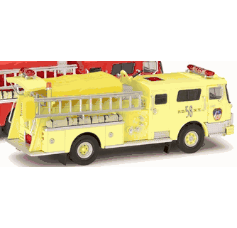 ミニカー CODE3 1/64 MACK C PUMPER N.Y.F.D Code 3 FDNY Mack E-71 C Pumper (12350)