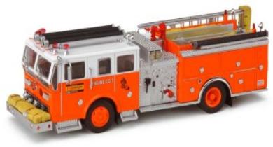 コード3 CODE 3 Firehouse 消防署 ジオラマ　完成品　1/64 Code 3 Fire 2001 Firehouse Expo E One Engine 4 Limited