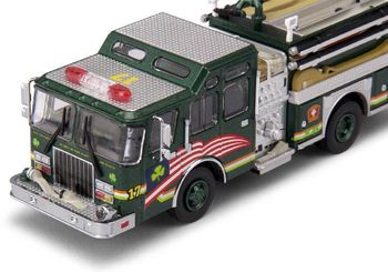 Code 3 St. Patrick's Day Parade - Boston Engine 17 (12808)