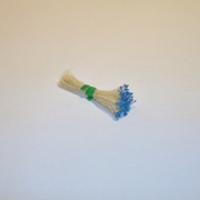 Sparkle Spider Silk Stamens, Blue Tips & Cream Stems