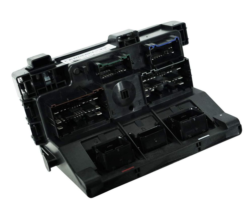【remi】 2011 Dodge RAM 3500 OEM NEW TIPM 04692338 / 04692339