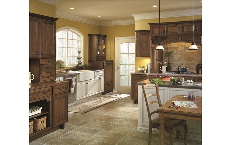 LaGrange Maple Kitchen Cabinets