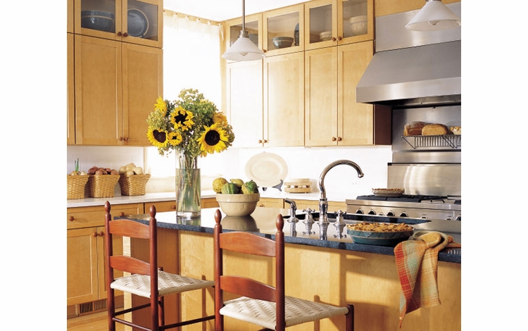 Montgomery Maple Kitchen Cabinets