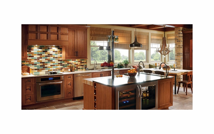 Utrillo Cherry Cinnamon Cabinets