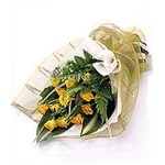 12 yellow roses