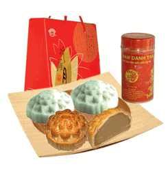  Buddhist Style Moon Cake  and Tea-(Banh Chay va Hop Tra')