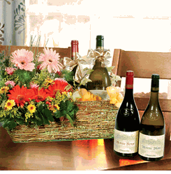 Christmas Wine Gift Basket   
