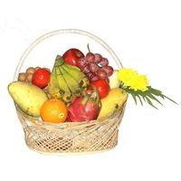 Fresh fruit gifts basket