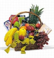 Large Gourmet Fruit Basket 