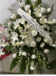 Large White Standing spray 2