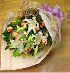 Lily and Roses bouquet