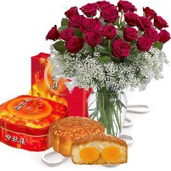Moon Cake with 24 Red Rose Bouquet