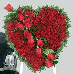  Roses Heart Arrangement