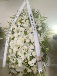 Florist Vietnamese Hoa Tang Le 112