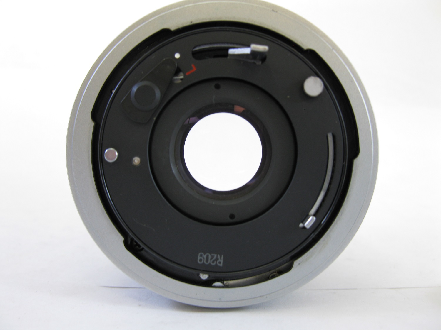 Canon FD Mount 28 mm F2.8 S.C. Wide Angle Lens - SLR Film