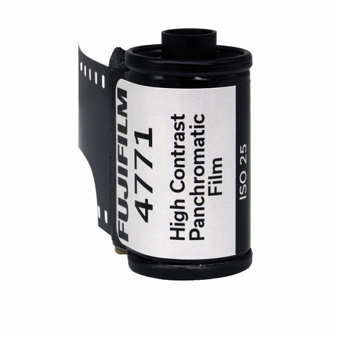 Fujifilm High Contrast Panchromatic 4771 ISO 25 35 mm x 36 Exp.