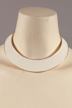 Sante Fe Gold Plated Neckplate w/Ivory Enamel