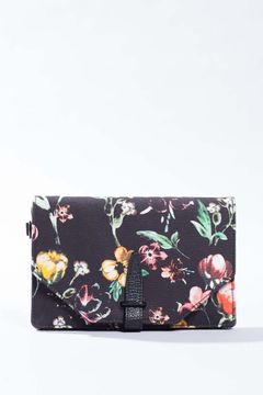 Small Polly Botanical Clutch