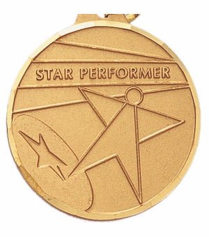 1-1/2 INCH STAR PERFORMER, GOLD
