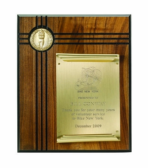 10 X 12 INCH GENUINE WALNUT PLAQUE WITH SCROLL PLATE TAKES INSERT