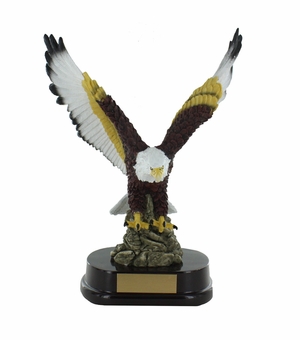 13 INCH HAND PAINTED AMERICAN EAGLE TROPHY ON ROSEWOOD BASE