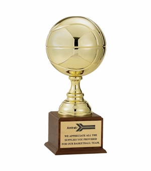19-1/2 INCH GOLD BASKETBALL TROPHY WITH 9 INCH DIAMETER BALL