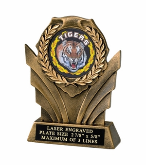 5 INCH RESIN WREATH TROPHY, TAKES 2 INCH INSERT