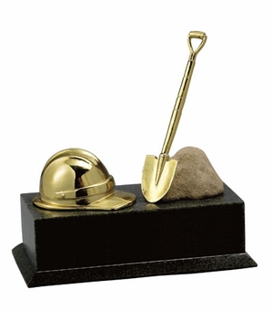 6 X 6 X 3 CONSTRUCTION HAT, SHOVEL, DIRT