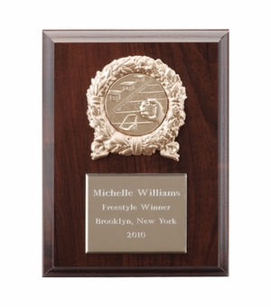 6 X 8 INCH PLAQUE WITH GOLD PLATE, METAL WREATH TAKES INSERT