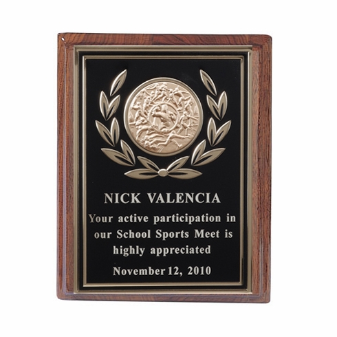 6 X 8 INCH WALNUT FINISH PLAQUE  WITH 2 INCH INSERT