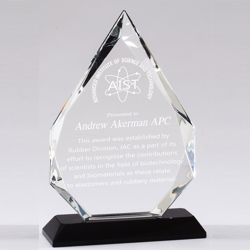 7-3/4  X 5 INCH ARROWHEAD OPTICAL CRYSTAL AWARD WITH BLACK BASE