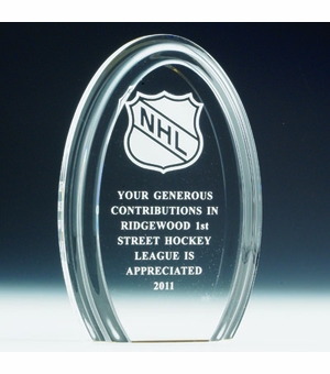 7 X 4-3/4 INCH OVAL ACRYLIC TROPHY WITH REFLECTIVE BASE