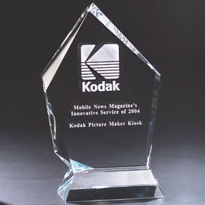 8-3/4 X 5 OPTICAL CUT CRYSTAL AWARD